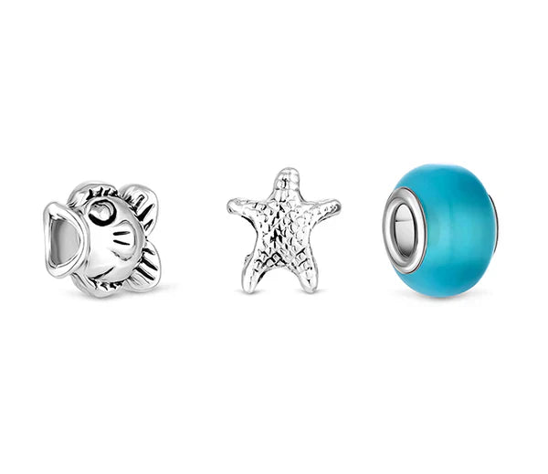 Diamond Style London - Charm Bracelet with Beach Charms and Pale Blue Bea (Item code: Charmbrabeach)