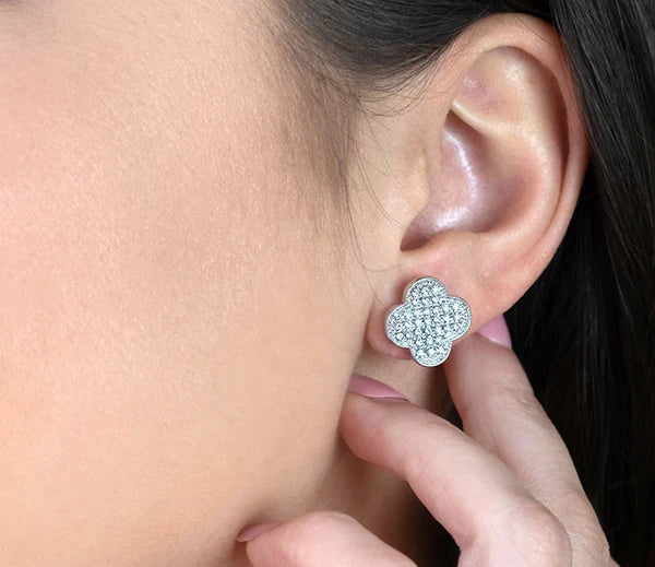 Diamond Style London - Clover Crystal Earrings in Rhodium Plating (Item code: Clovercrystalearr)