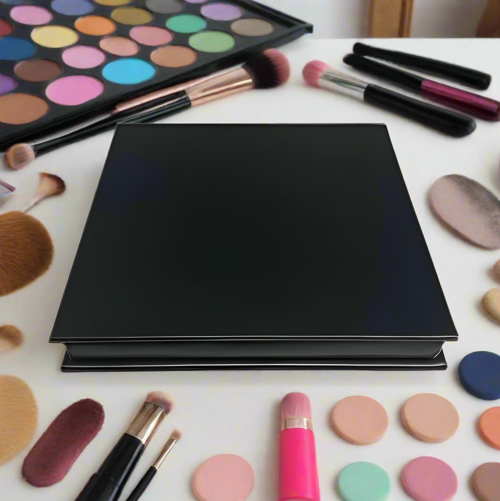 4pc Slim Glitter Eyeshadow Palette with Magnetic Flip-Top Closure – Black Compact