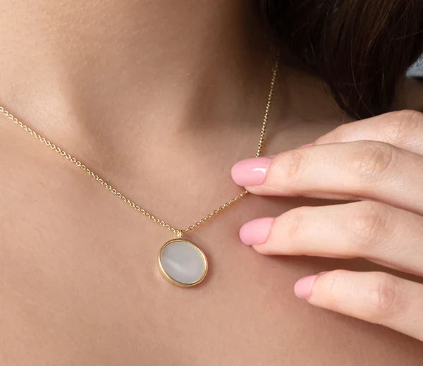 Diamond Style London - Pearl Clover Pendant in Gold plating Necklace