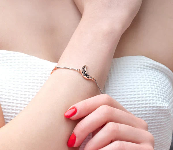 Diamond Style London - Stacker bra bracelet moon (Item code: Stackerbramoon)
